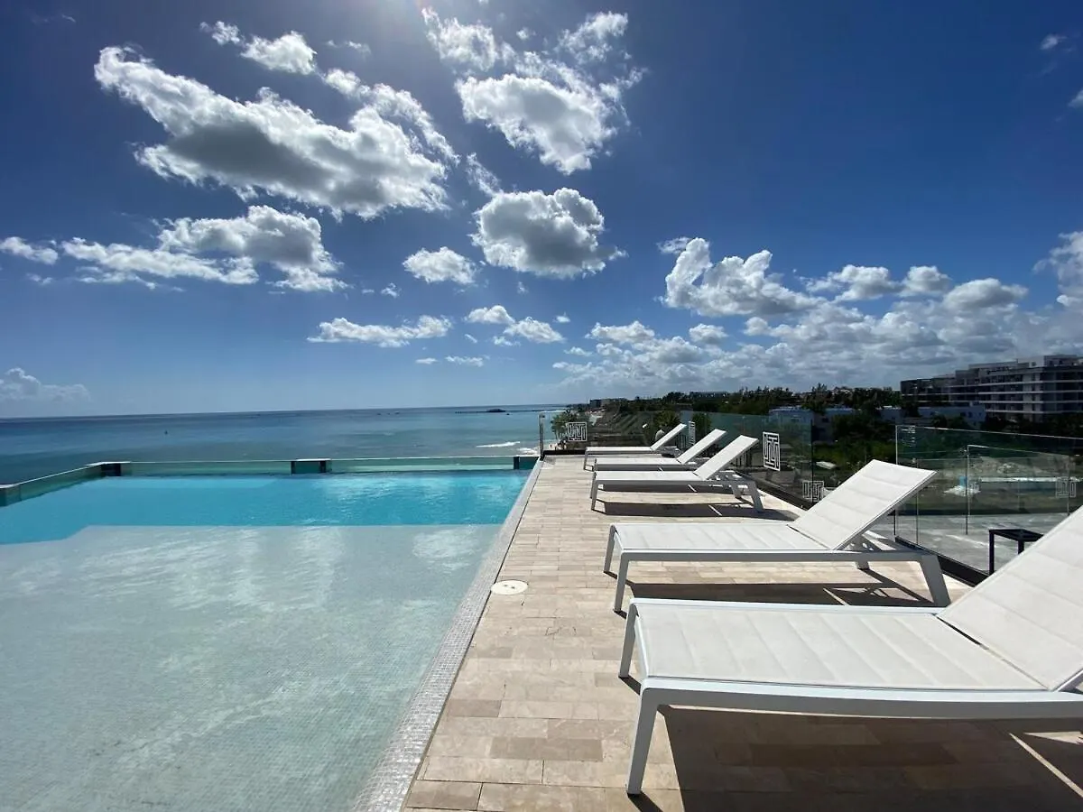Ocean Front! Amazing Rooftop Pool, Walk To Fifth! Playa del Carmen 0*,