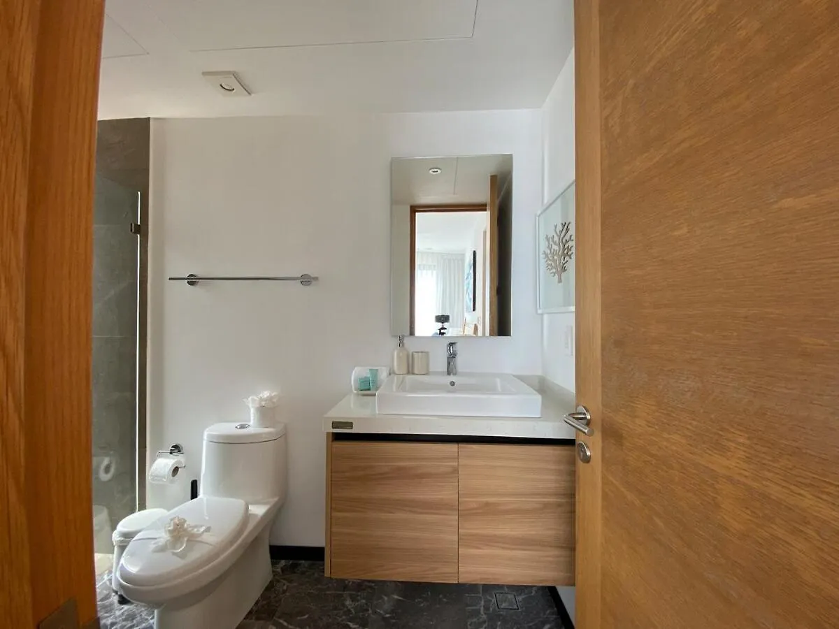 Apartamento Ocean Front! Amazing Rooftop Pool, Walk To Fifth! Playa del Carmen México