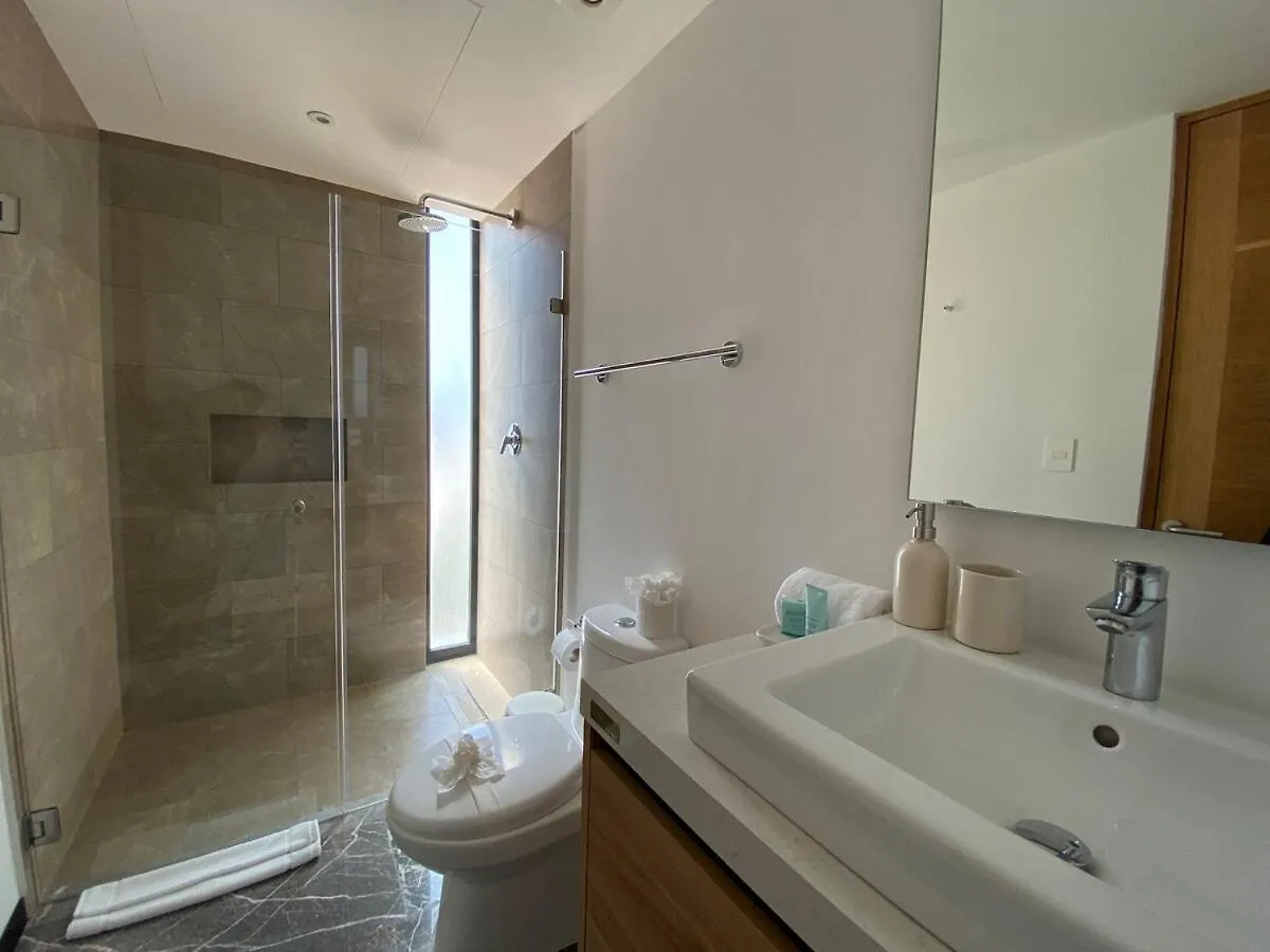Apartamento Ocean Front! Amazing Rooftop Pool, Walk To Fifth! Playa del Carmen